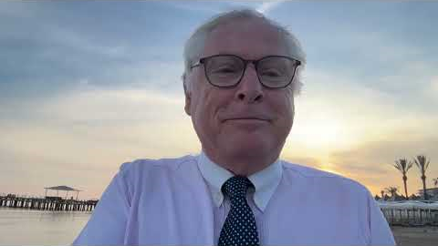 Stock Market Investing: Real Estate Investment Trusts (REITs) vs Direct property investment