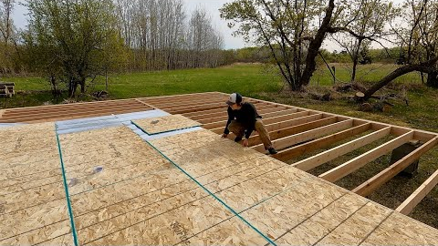 Building A Log Cabin To Raise My Family In | Floor Insulation And Subfloor